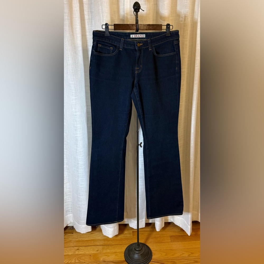 J Brand Women’s Jeans Sz. 32 Straight Leg